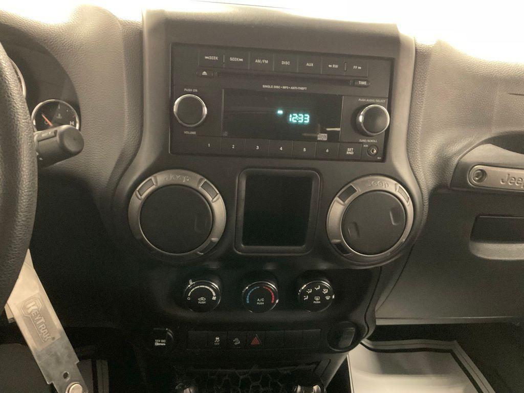 used 2015 Jeep Wrangler Unlimited car, priced at $14,998