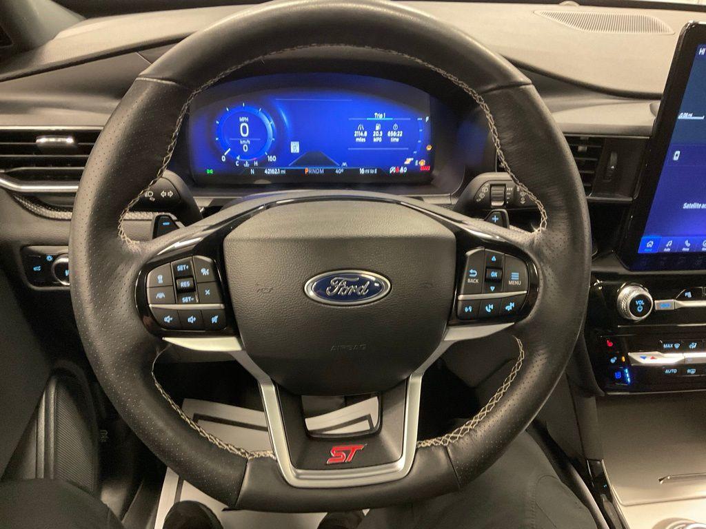 used 2023 Ford Explorer car, priced at $39,889