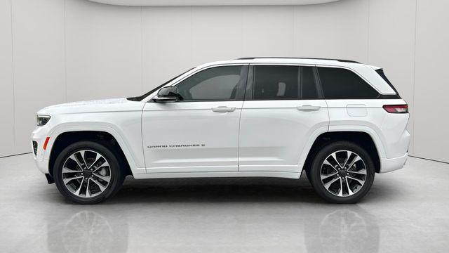 used 2023 Jeep Grand Cherokee car, priced at $36,204