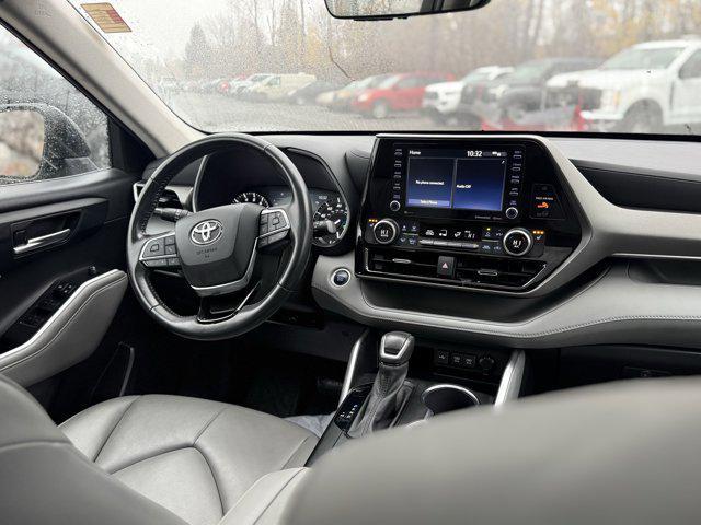 used 2021 Toyota Highlander car, priced at $29,797