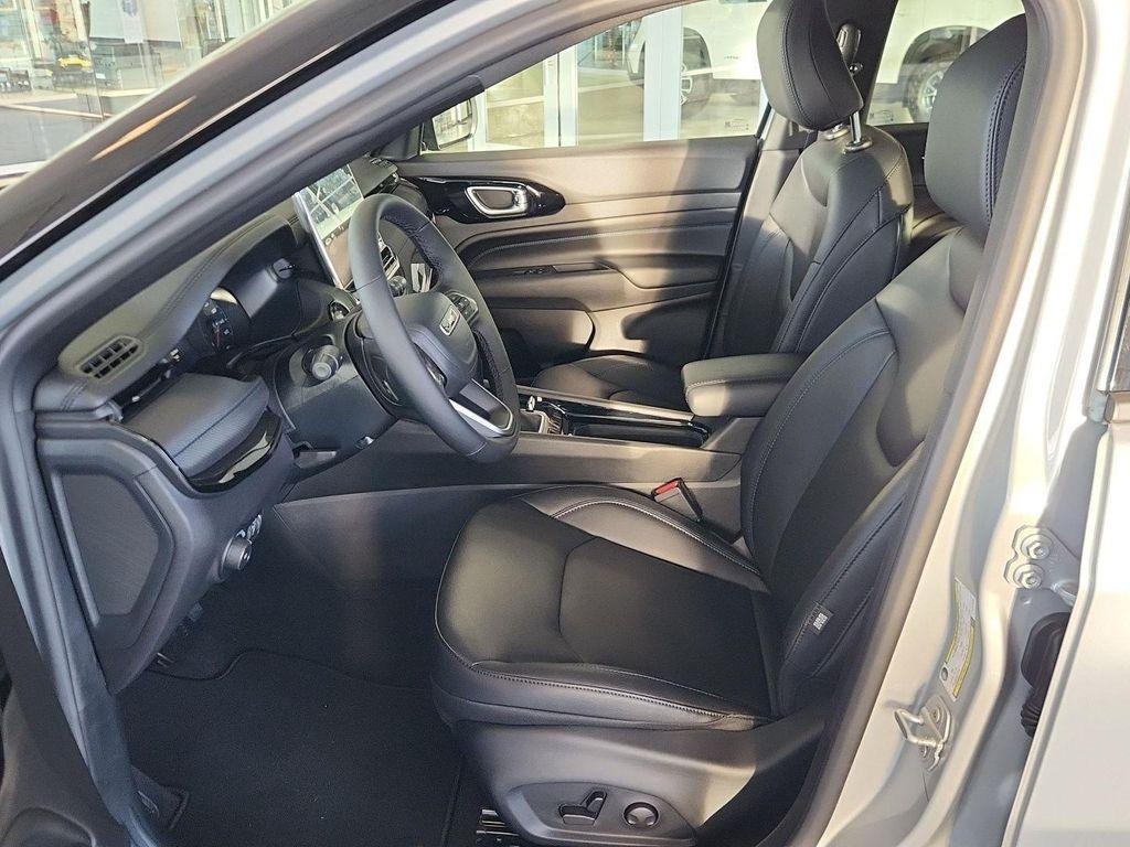 new 2026 Jeep Compass car, priced at $37,475