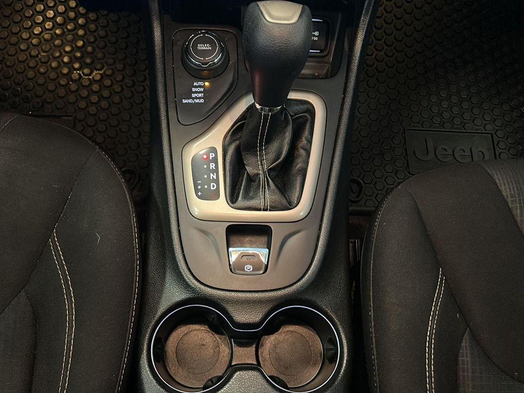 used 2016 Jeep Cherokee car, priced at $10,990