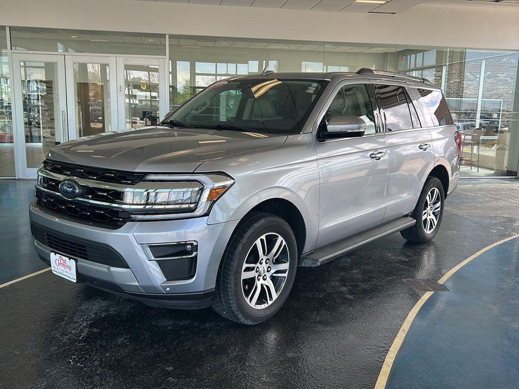 used 2024 Ford Expedition car, priced at $44,999