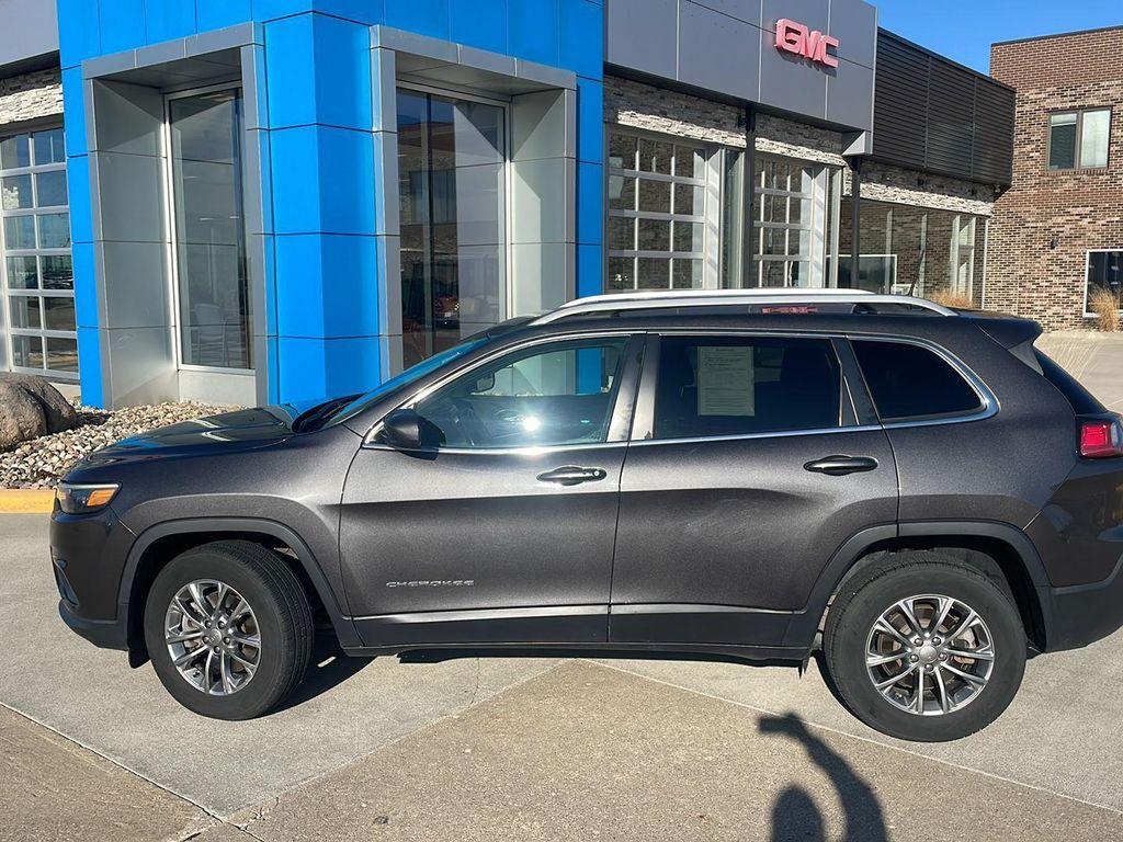 used 2019 Jeep Cherokee car, priced at $16,999