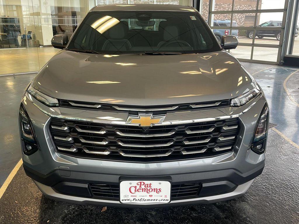 new 2026 Chevrolet Equinox car, priced at $36,390