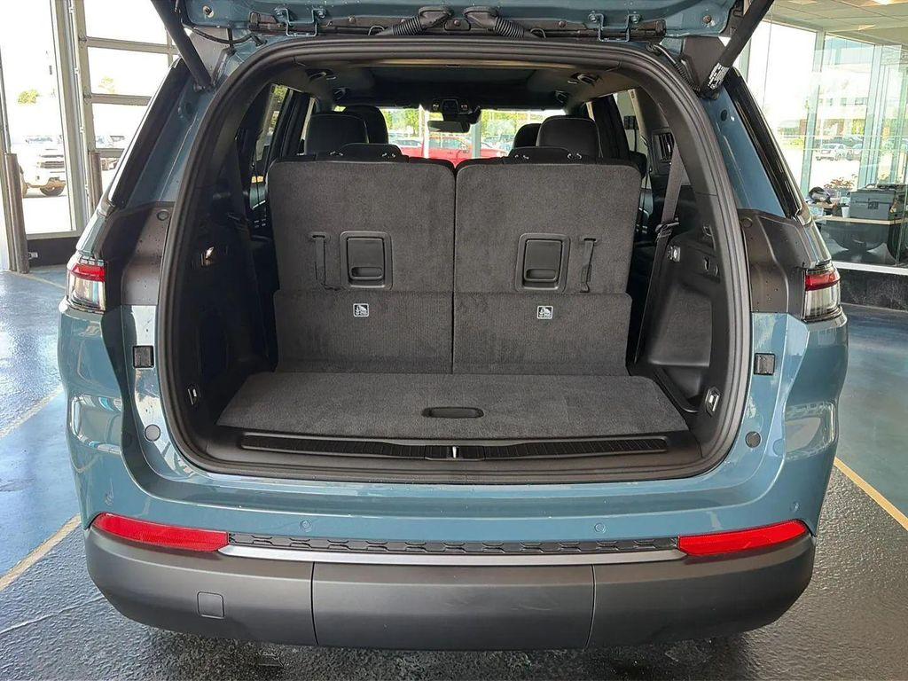 new 2026 Jeep Grand Cherokee L car, priced at $46,999