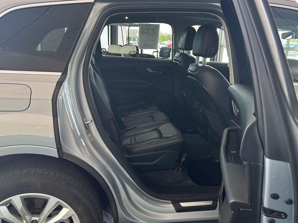 used 2017 Audi Q7 car, priced at $15,000