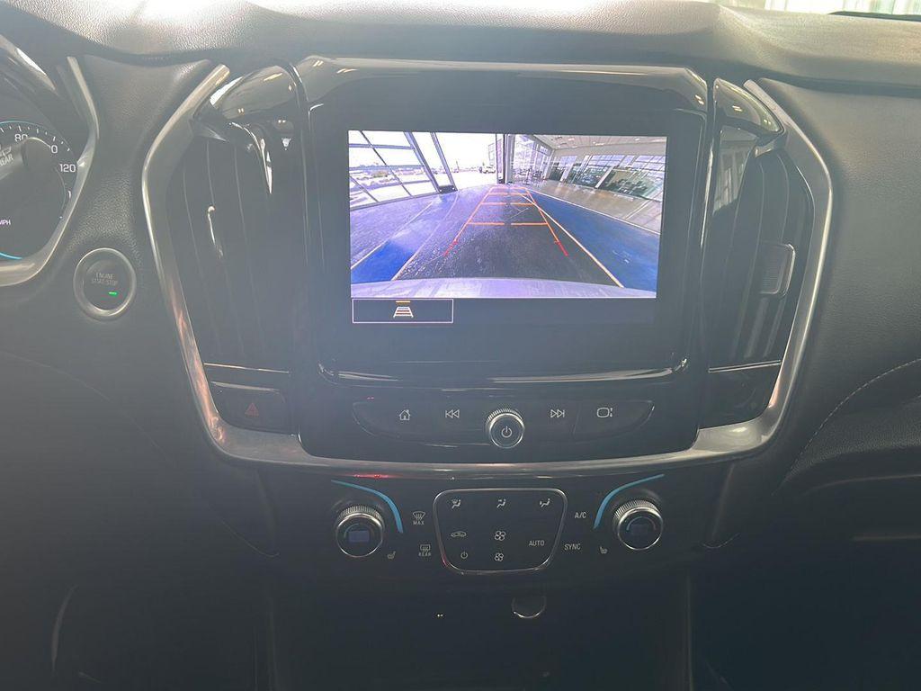 used 2022 Chevrolet Traverse car