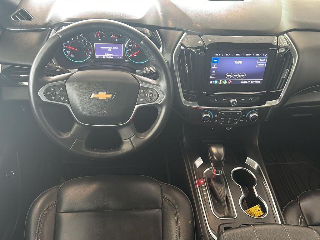 used 2022 Chevrolet Traverse car