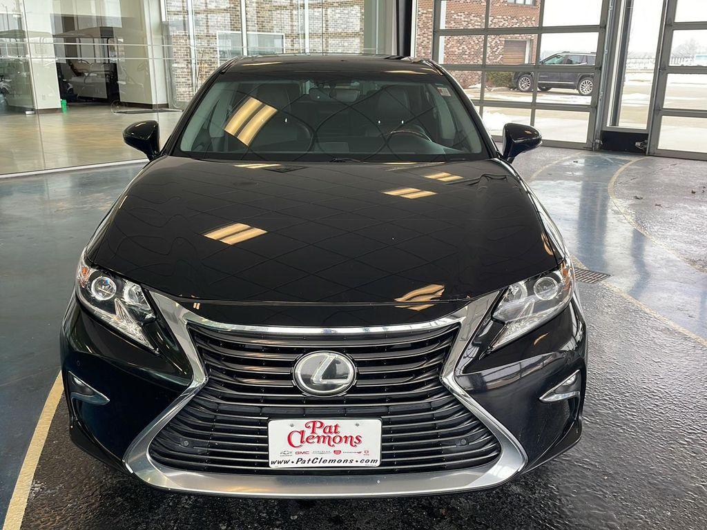 used 2016 Lexus ES 350 car, priced at $15,990