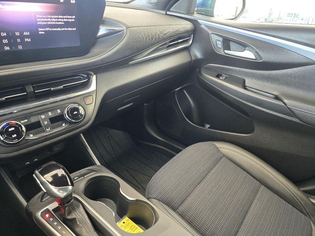 used 2024 Buick Envista car, priced at $22,999