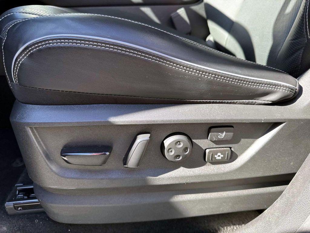 used 2025 INFINITI QX80 car, priced at $76,600