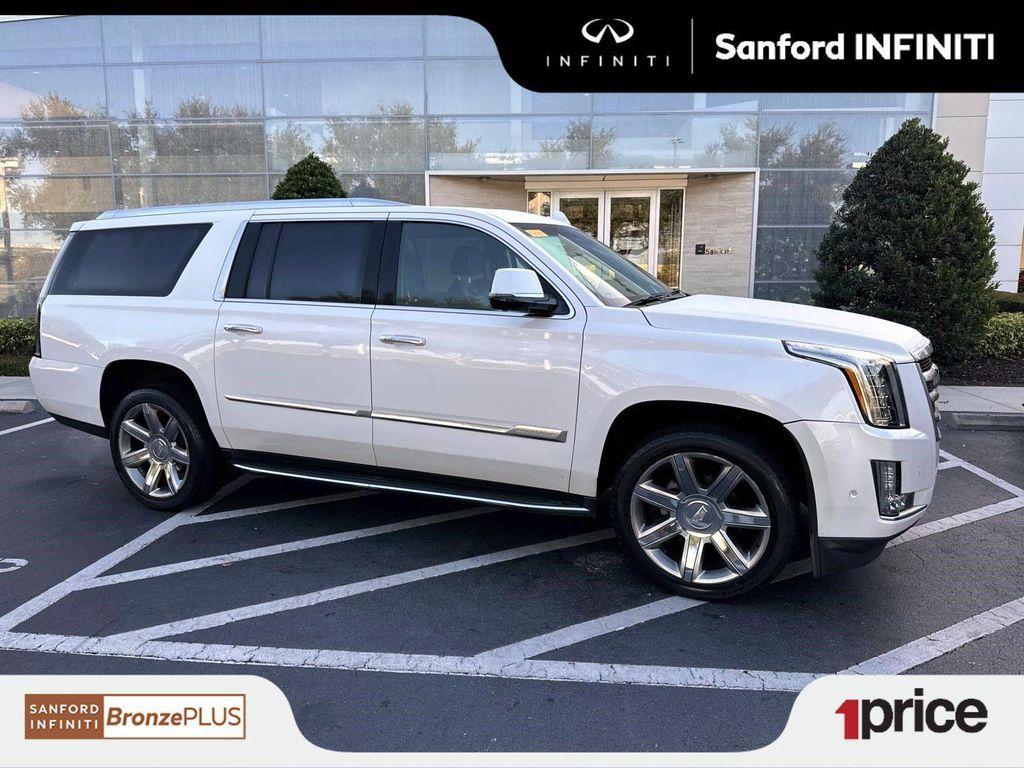 used 2019 Cadillac Escalade ESV car, priced at $31,900