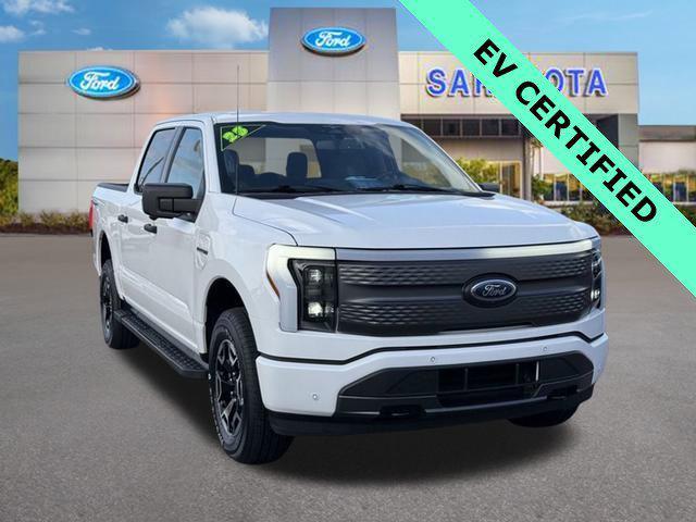 used 2023 Ford F-150 Lightning car, priced at $39,000
