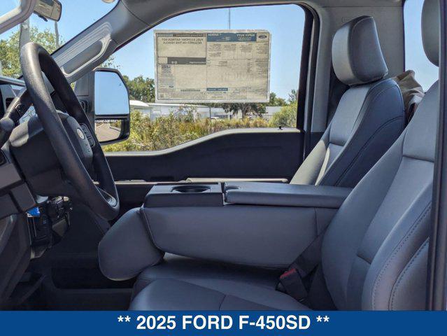 new 2025 Ford F-450 car, priced at $54,447