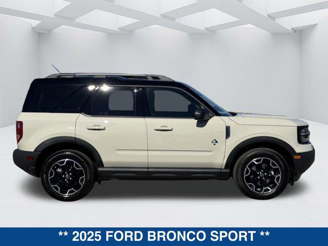 new 2025 Ford Bronco Sport car, priced at $36,370