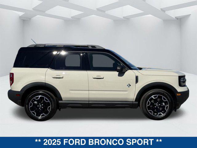 new 2025 Ford Bronco Sport car, priced at $36,870