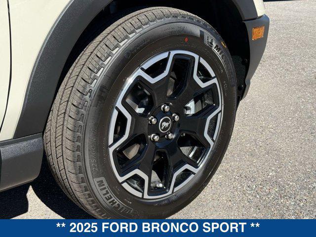 new 2025 Ford Bronco Sport car, priced at $36,370