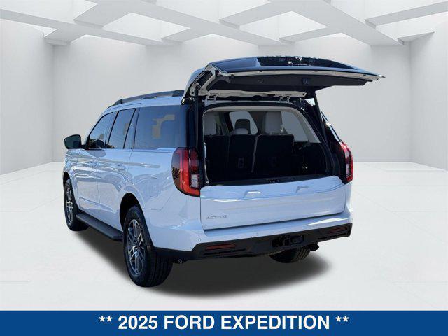 new 2025 Ford Expedition car, priced at $65,505