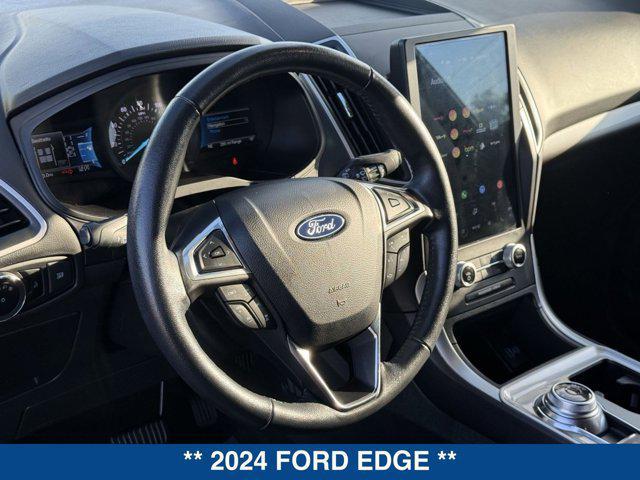 used 2024 Ford Edge car, priced at $23,300