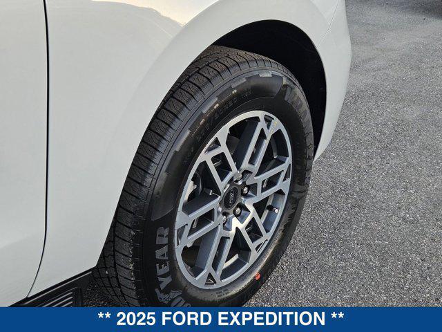 new 2025 Ford Expedition car, priced at $66,100