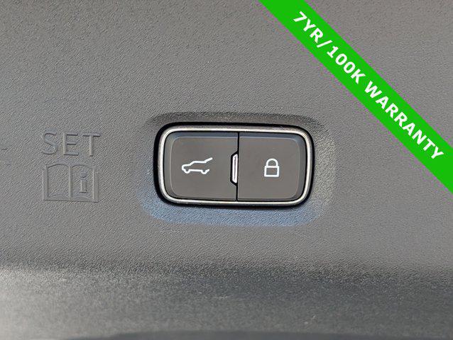 used 2025 Ford Expedition Max car, priced at $67,000