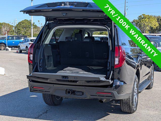 used 2025 Ford Expedition Max car, priced at $67,000