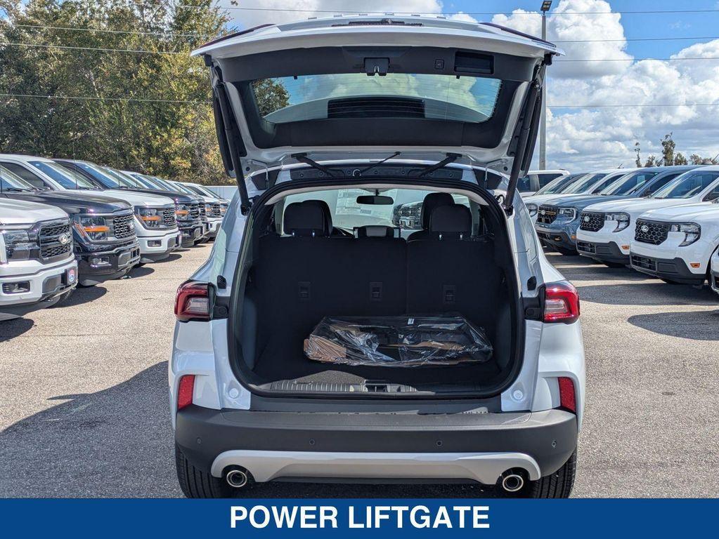 new 2026 Ford Escape PHEV car, priced at $31,136