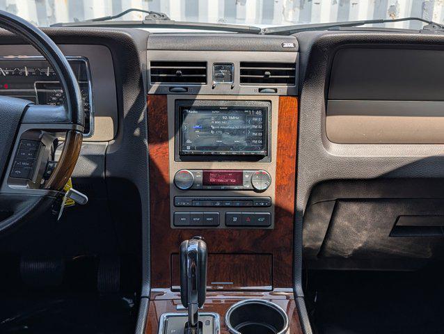 used 2014 Lincoln Navigator car, priced at $13,200