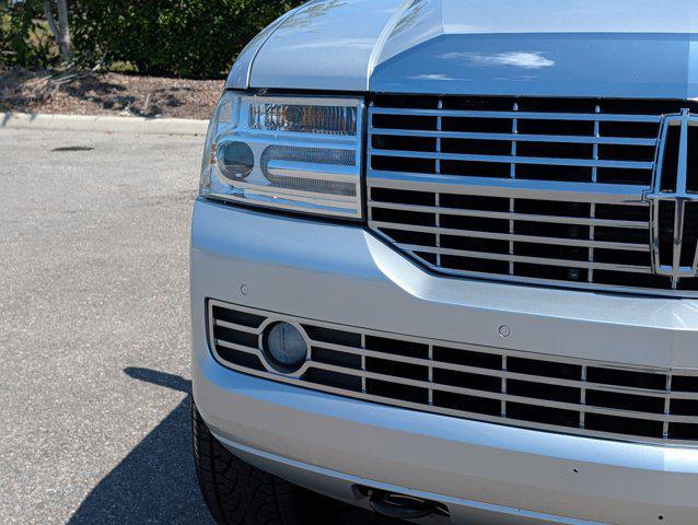used 2014 Lincoln Navigator car, priced at $13,200