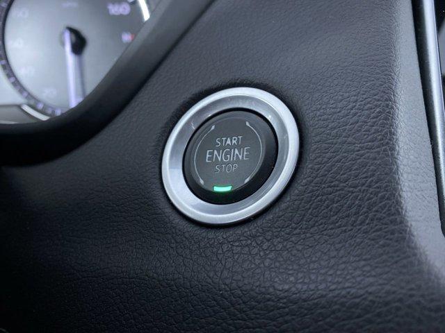 used 2022 Cadillac XT4 car, priced at $21,490