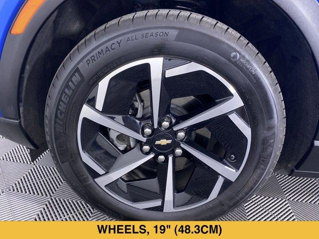 used 2025 Chevrolet Equinox EV car, priced at $23,490