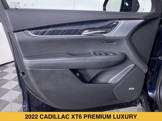 used 2022 Cadillac XT6 car, priced at $28,990