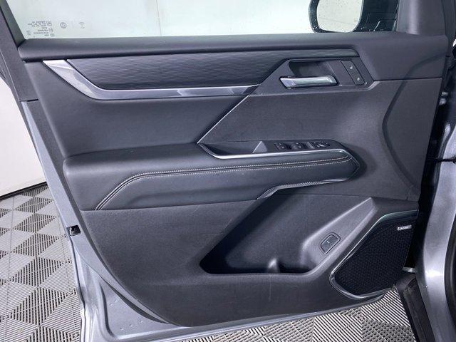 used 2025 GMC Acadia car, priced at $32,990