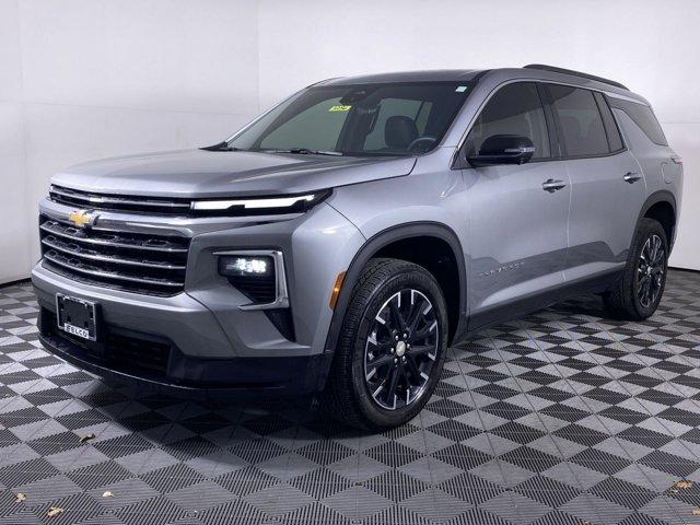 new 2026 Chevrolet Traverse car, priced at $43,590