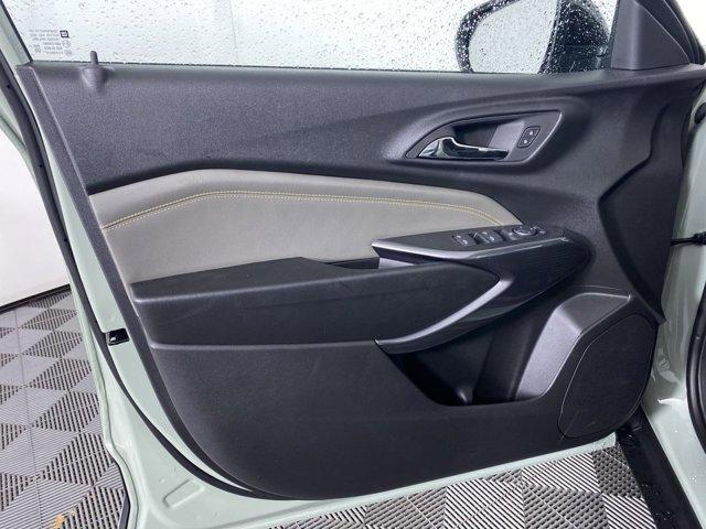 new 2026 Chevrolet Trax car, priced at $26,285