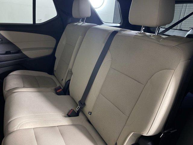 used 2023 Chevrolet Traverse car, priced at $25,490