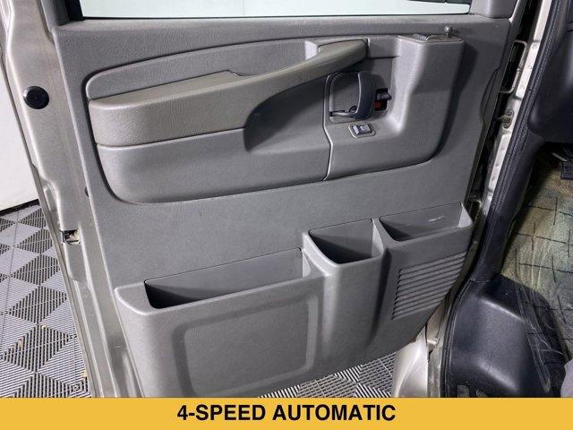 used 2003 GMC Savana 1500 car, priced at $9,990