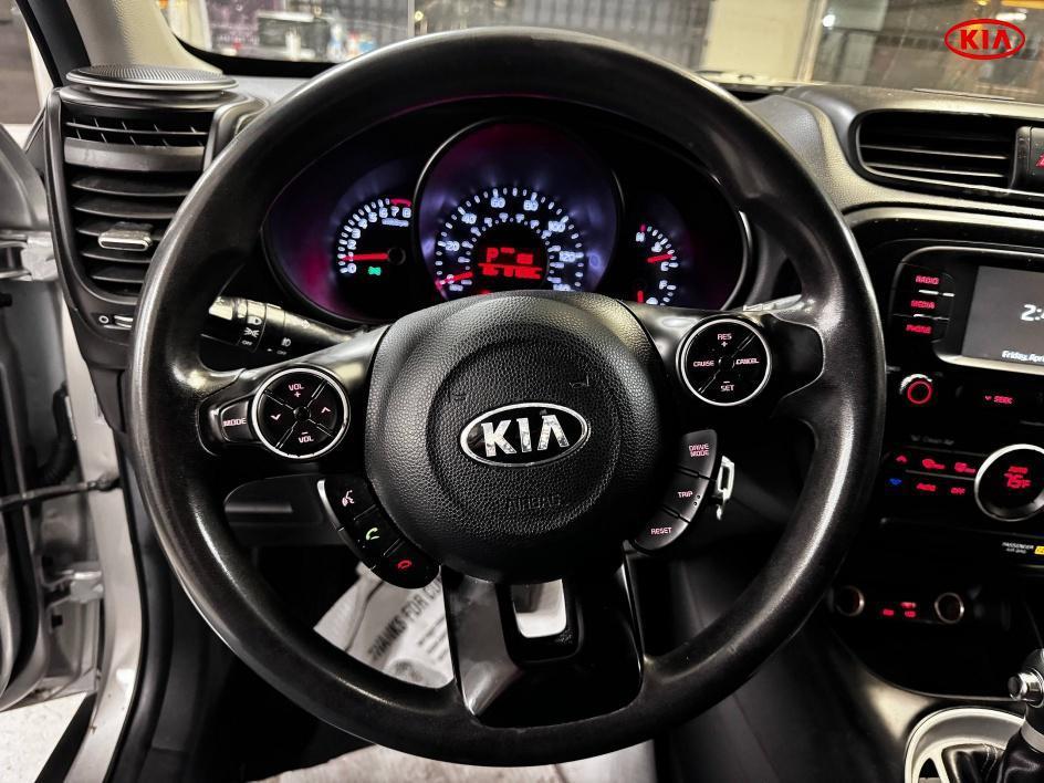 used 2017 Kia Soul car, priced at $5,555