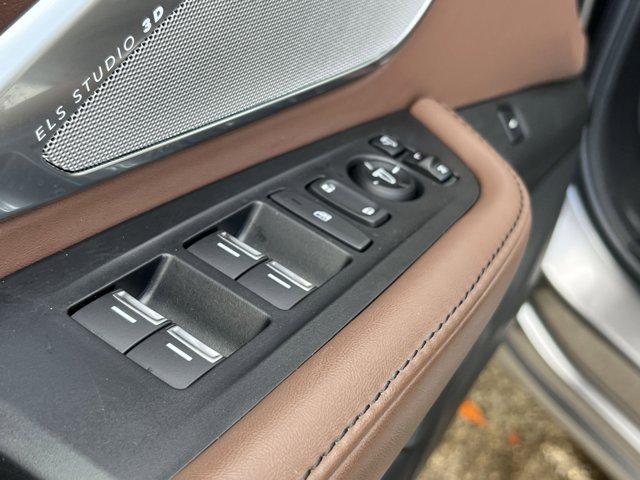 used 2023 Acura RDX car, priced at $38,000