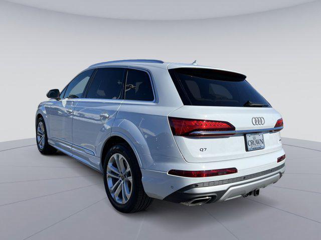 used 2026 Audi Q7 car, priced at $62,500