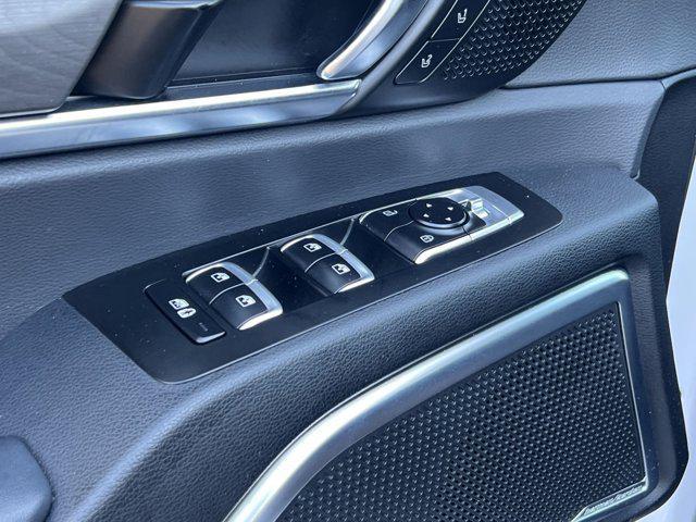 used 2023 Kia Telluride car, priced at $35,250