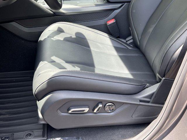 new 2026 Acura MDX car, priced at $61,450