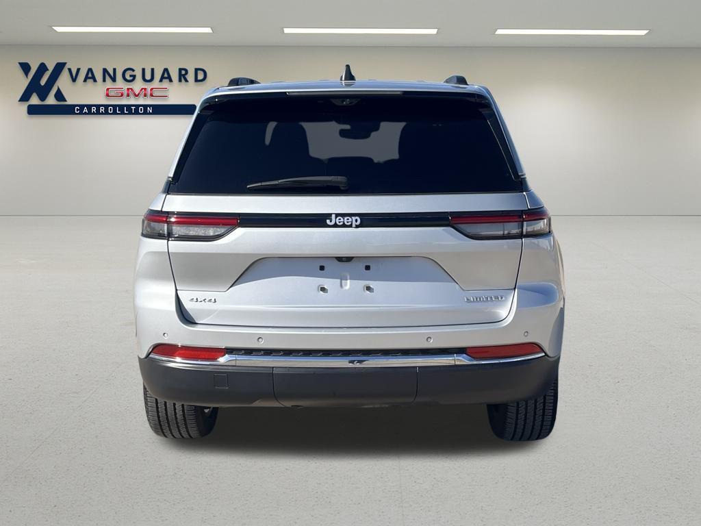 used 2024 Jeep Grand Cherokee car, priced at $32,794