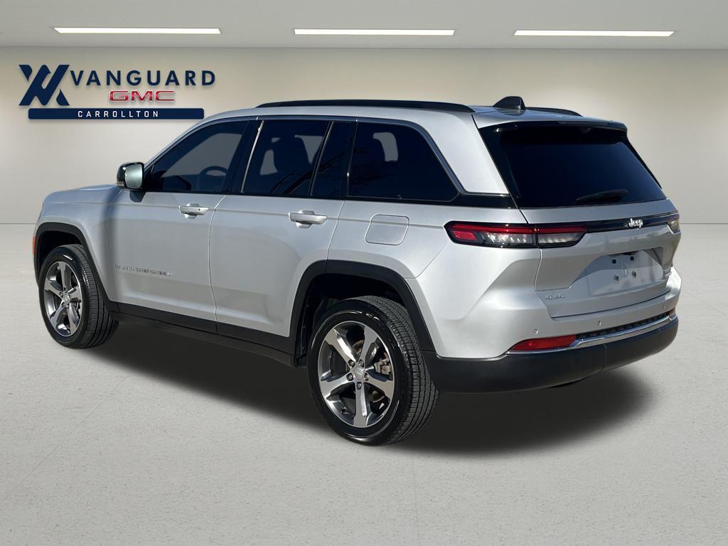 used 2024 Jeep Grand Cherokee car, priced at $32,794