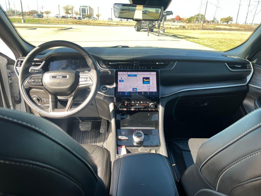 used 2024 Jeep Grand Cherokee car, priced at $32,794