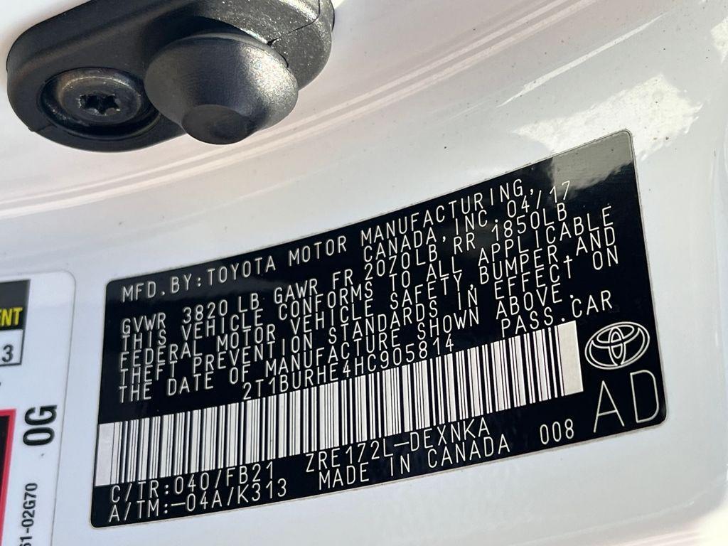 2017 Super White Toyota Corolla