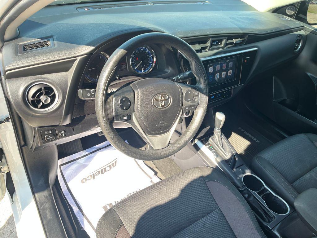 2017 Super White Toyota Corolla