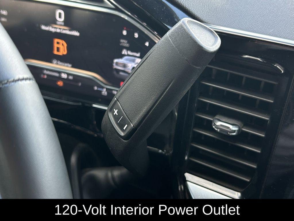 used 2025 GMC Sierra 1500 car, priced at $38,454