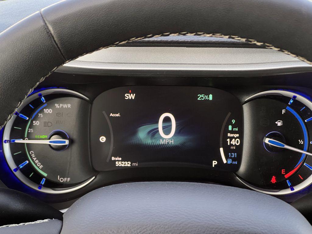 used 2024 Chrysler Pacifica Hybrid car, priced at $27,917